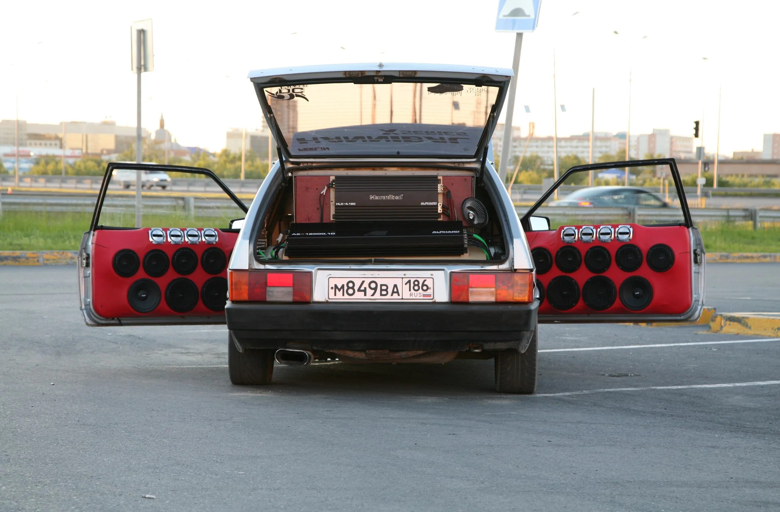 Подборка русском в машину. ВАЗ 2108 С автозвуком. ВАЗ 2109 С автозвуком. ВАЗ 2108 автозвук. Автозвук ВАЗ 2109 20 акустика.