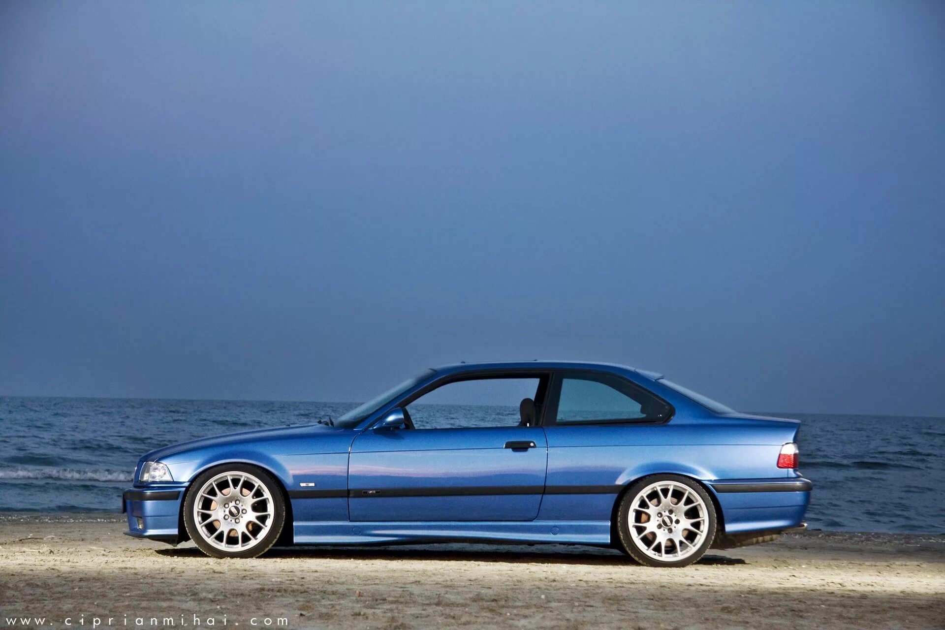 БМВ м3 е36. BMW m3 e36. BMW m3 e36 купе. BMW m5 e36. E side