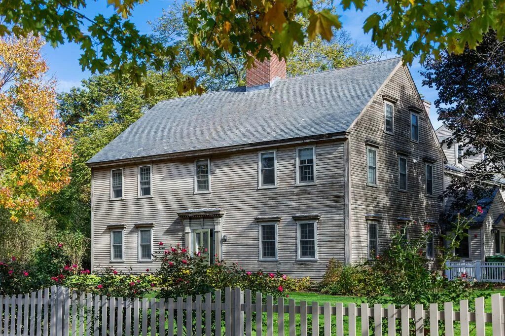 Fish s house. Saltram house плимут. дом супругов мур сша. colonial american literature. america 1700s house.
