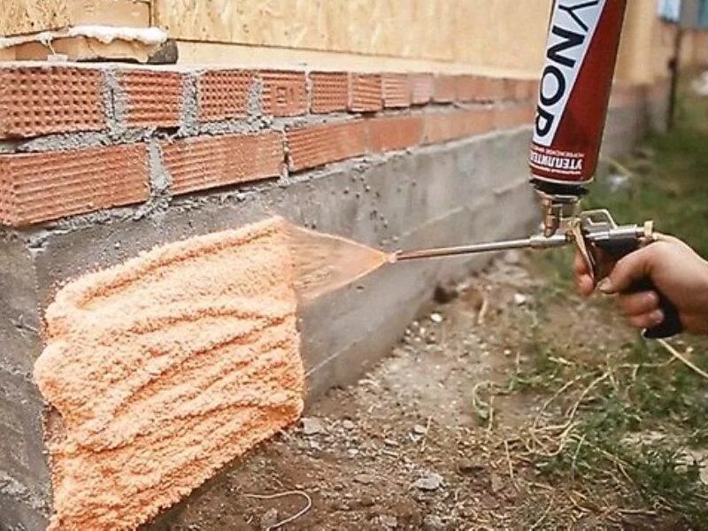 Напыляемый полиуретановый утеплитель sipur. Жидкий утеплитель полинор. Напыляемый утеплитель полинор. Утеплитель ппу polynor всесезонный (890 мл). Утеплитель напыляемый ппу, 890 мл polynor.