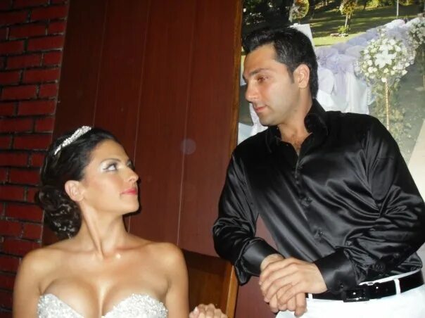 Серкан балбал. Серкан балбал и жена. Серкан балбал маска. Серкан балбал фото. Серкан балбал фото.