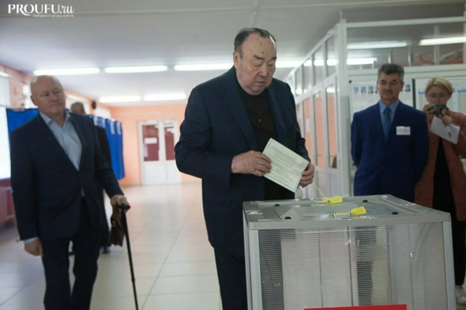 Глава башкирии выборы. Выборы президента башкирии. хабиров радий фаритович и муртаза рахимов. выборы муртаза.