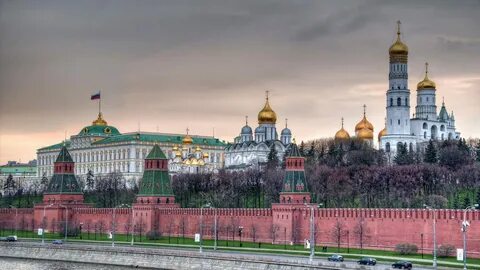 Цвет кремля в москве
