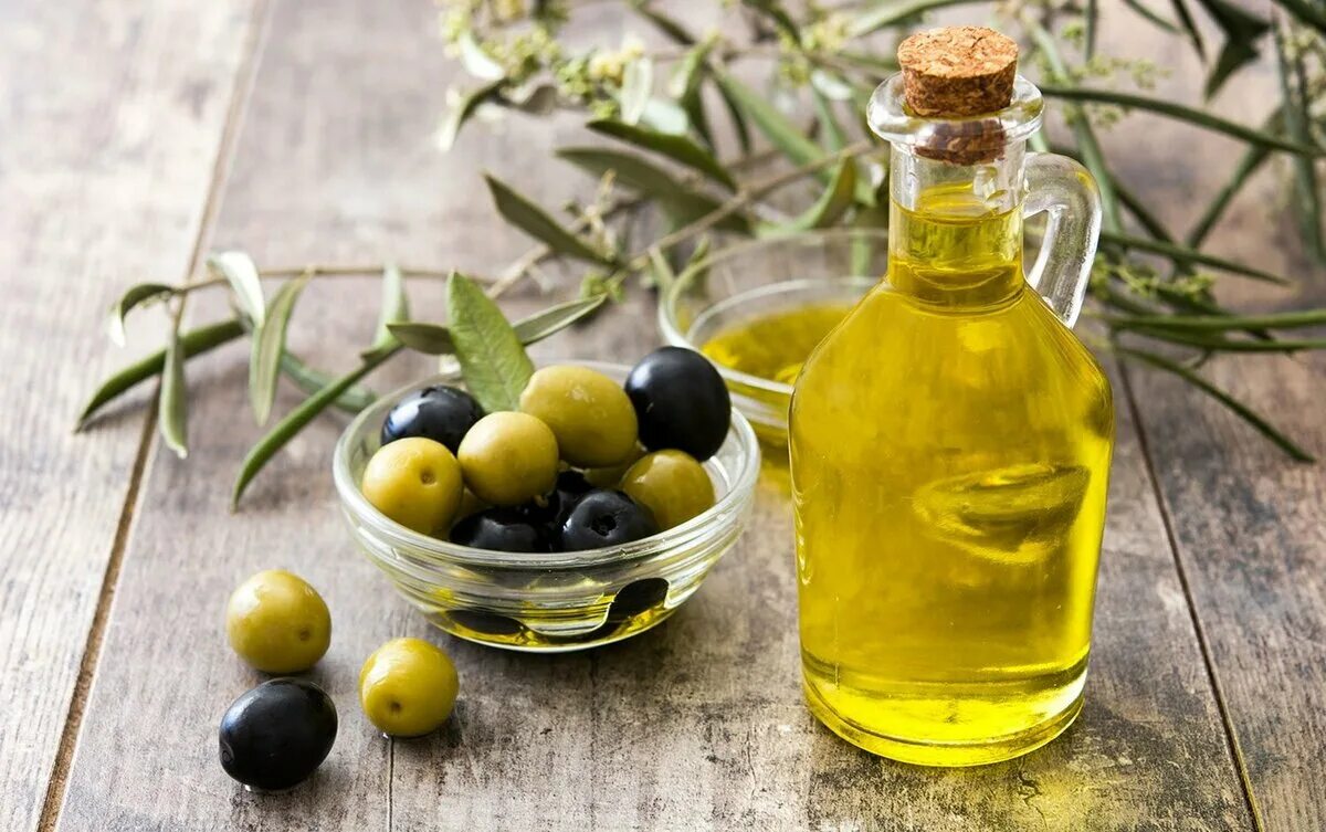 Olive Oil масло оливковое. Зайтун меваси. Олив Ойл масло оливковое. Французские масла Olive. Оливковое масло в пищу