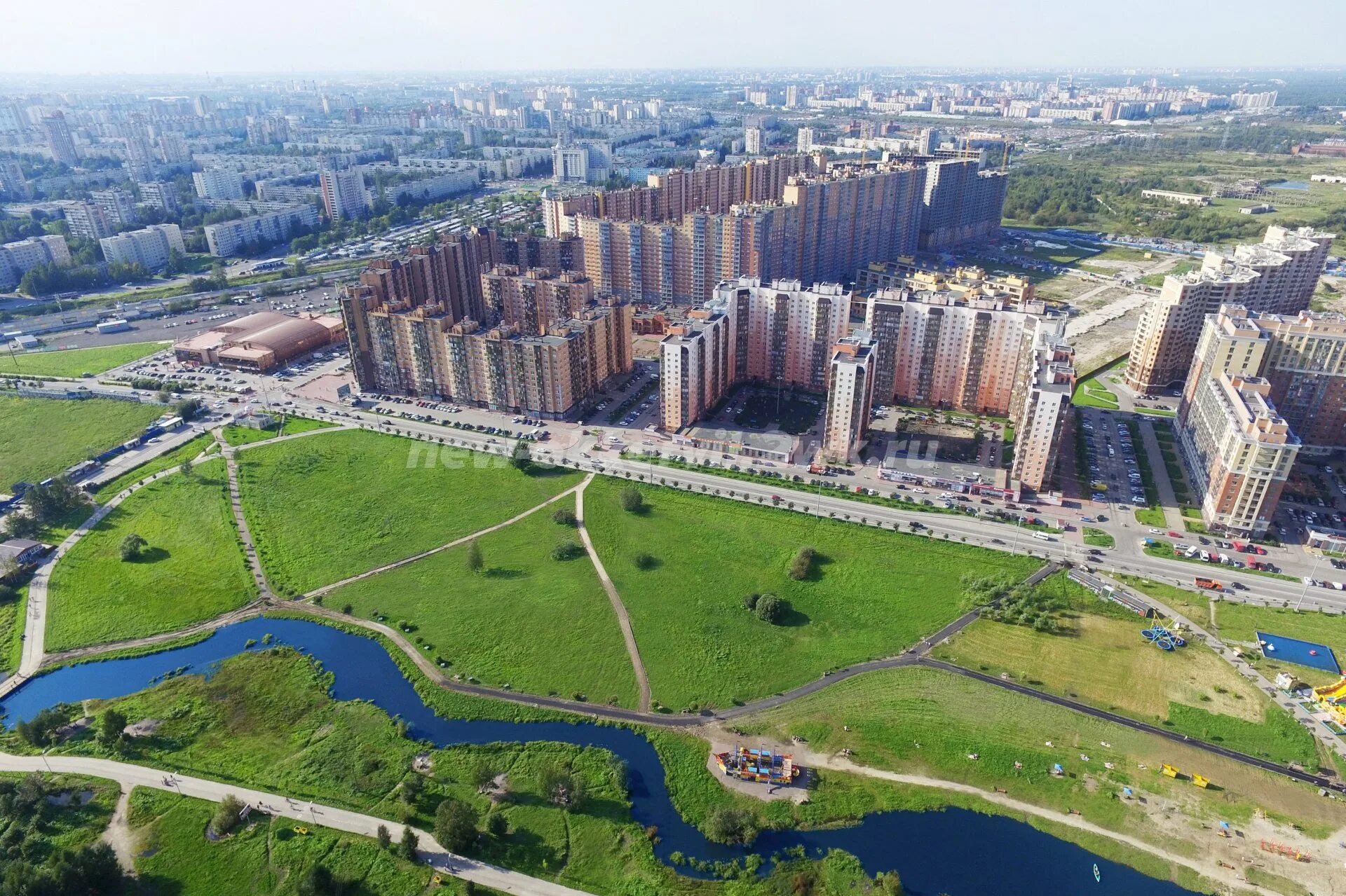 А. Лиговский проспект центр с высоты птичьего полёта. Московский район площадь победы. Приморский район санкт-петербурга парашютная улица. Московский проспект санкт-петербург.