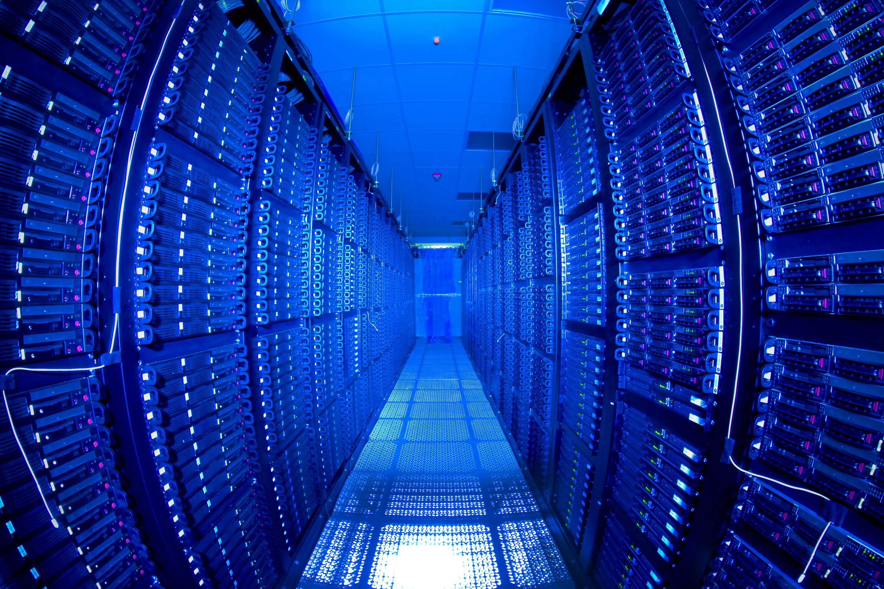 Upgrading Your Data Center to 100G Ethernet FS Community