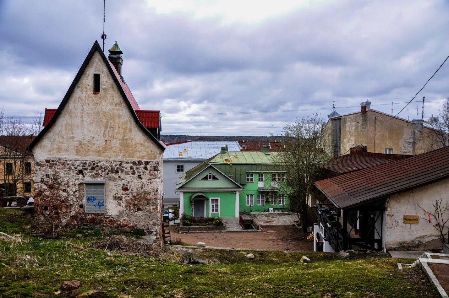 Усадьба Бюргера Выборг. Дом Бюргера в Выборге. Усадьба Бюргера достопримечательности Выборга. Усадьба Бюргера Выборг внутри. Зимний каретник