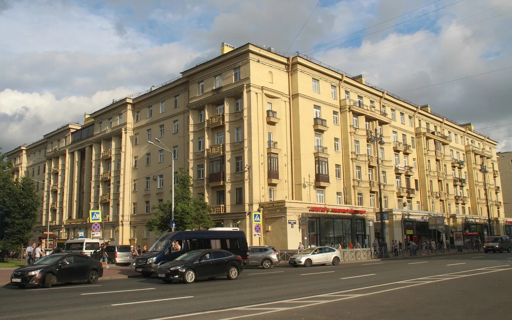 Дома на московском проспекте спб. Сталинки на московском проспекте. московский проспект питер сталинка. московский проспект спб сталинский ампир.