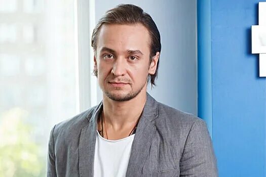 Как Кирилл Жандаров не бросил кино благодаря "Доярке из Хацапетовки" и сошелся с