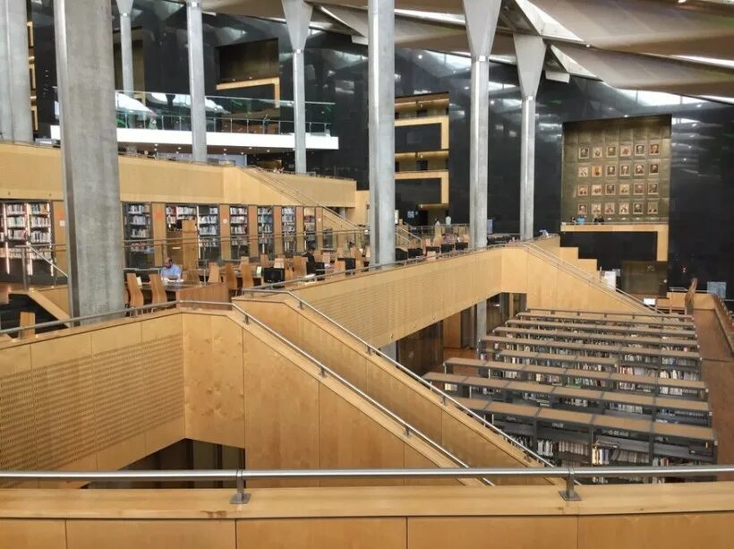 Александрийская библиотека в александрии египетской. Современная александрийская библиотека в египте. Новая александрийская библиотека египет. Александрийская библиотека в александрии египетской. Чудо александрийской библиотеки.