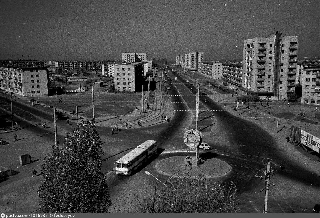 Старый город Орджоникидзе. Старый Владикавказ Орджоникидзе. Владикавказ ул ноя Буачидзе. Улица Орджоникидзе Владикавказ.