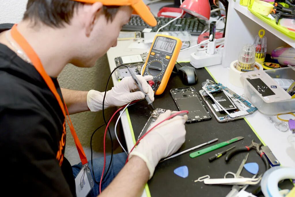 г. кирова, 43, корп. ремонт телефонов в кирове. ремонт телефонов в кирове. ремонт бытовой техники в кирове.