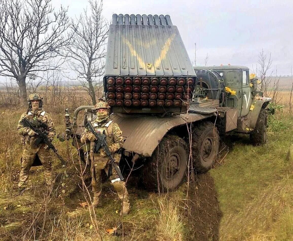 Сво угледарское направление. Град РСЗО. Морпехи Тихоокеанского флота. Машины ВСУ. Реактивная артиллерия России 2022.