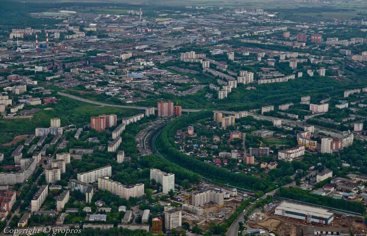Достопримечательности дзержинского района перми. Пермь р н дзержинский. Сквер гайдара пермь. Стелла кировский район пермь. Ул ленина 102 пермь.
