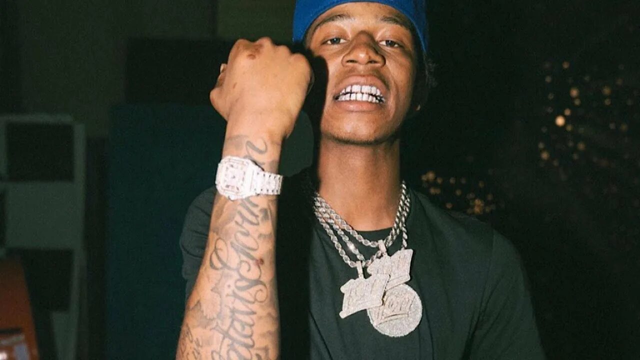 Big scarr. Реперы 2022. Rapper pose. Big scarr the regular. Big scarr.