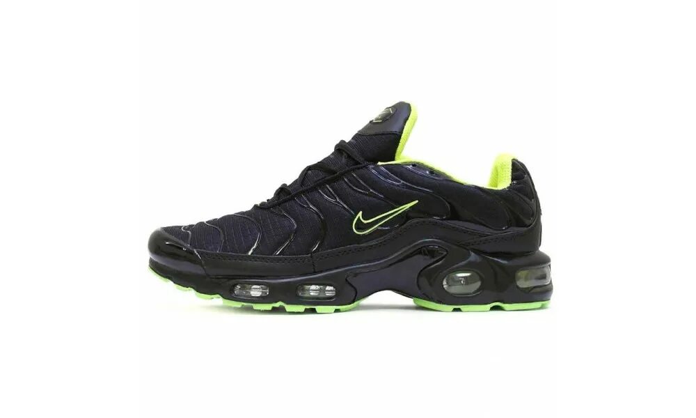 Зеленые тн. Nike air max plus tn ultra. nike air max plus black green. nike tn plus черно-зеленые. найк аир макс тн плюс.