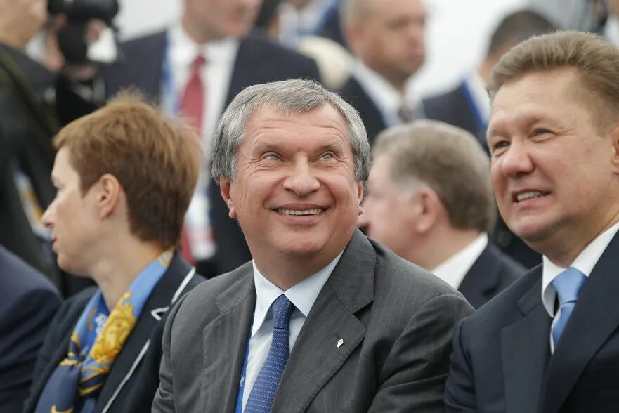 Сечин семья. Сечин жена. Сечин семья. Сечин семья. Сечин семья.