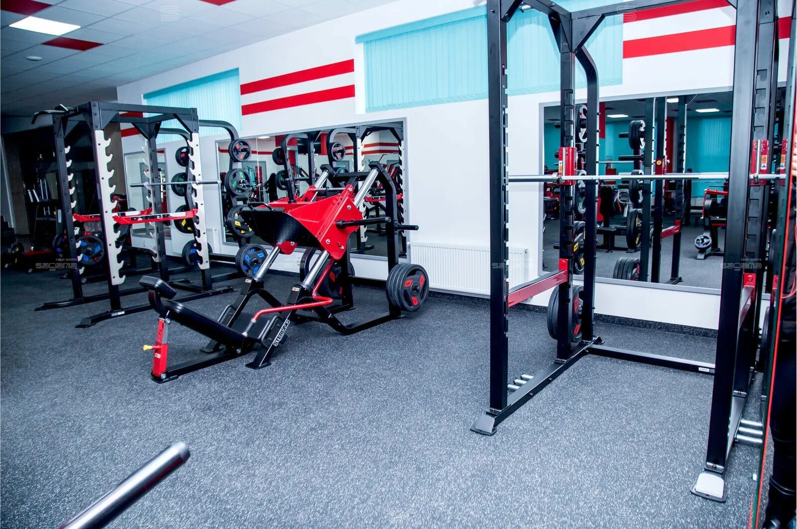 вентиляция фитнес зала. спортзал интерьер. объект тренажерного зала. объект тренажерного зала. объект тренажерного зала.