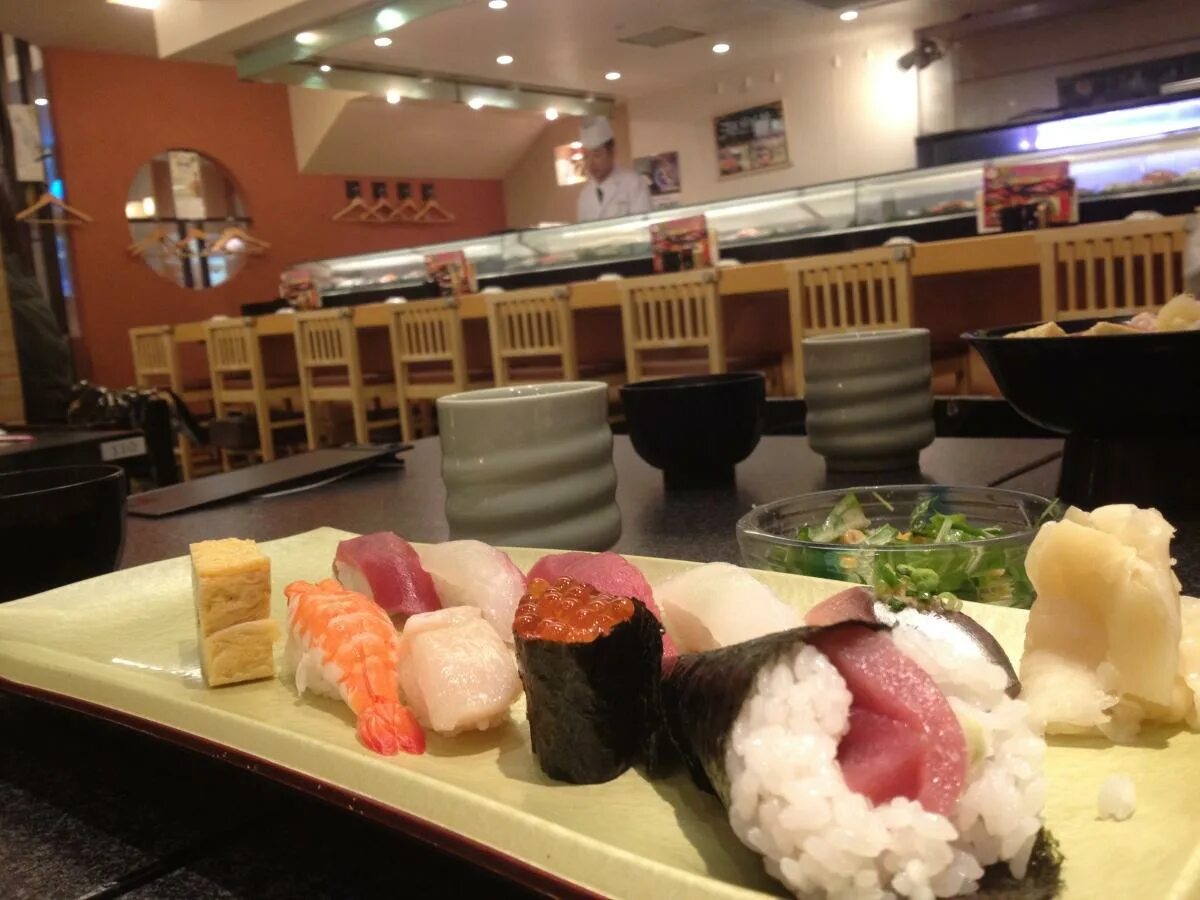 Токио суши ресторан. Кайтен дзуси. sushi zanmai. лучший сушист. омакасе суши.