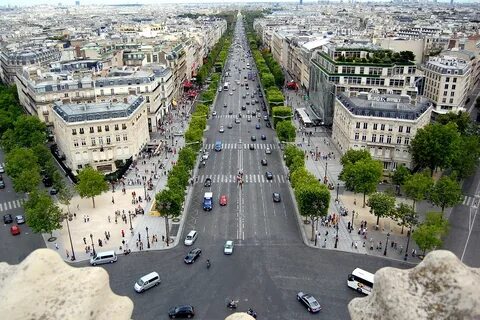 Des champs elysees