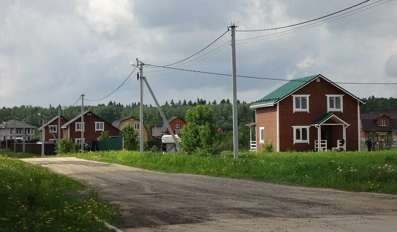 Поселок луговой. Посёлок Луговой ХМАО. Луговое Землетека. Деревня Луговая. Поселок Луговой Марий Эл.