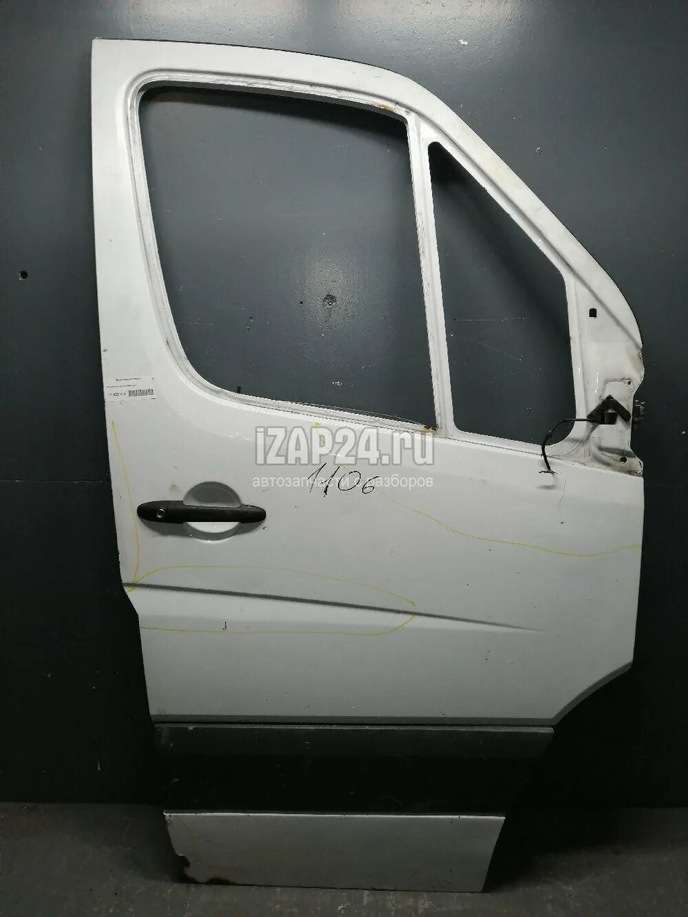 Стекло с форточкой на Мерседес Спринтер 906. Дверь задняя левая Mercedes-Benz Sprinter (ncv3, w906) 2006-2018 [11288040]. Мерседес Спринтер замок форточки. Замок на форточки Мерседес Спринтер Классик.