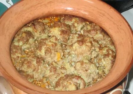 Блюдо фарш в горшочках