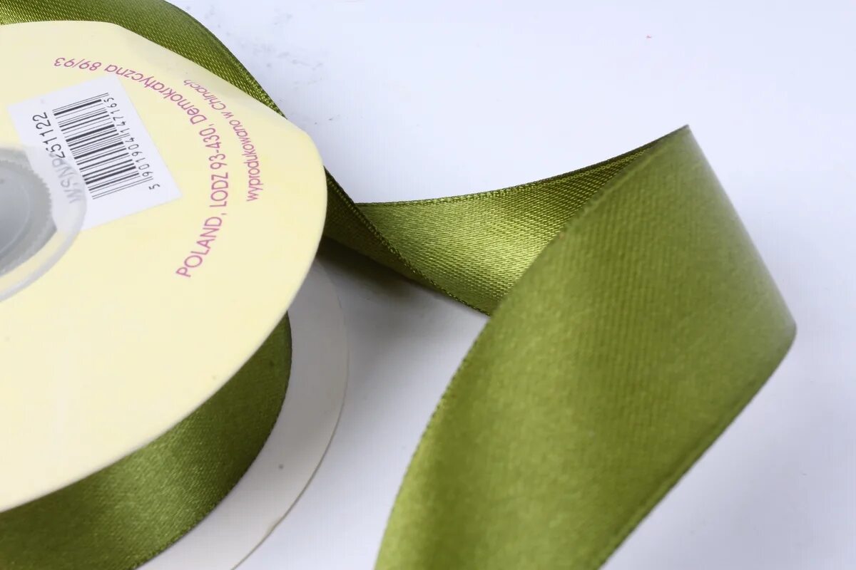 Символ блокадного ленинграда ленточка. Оливковая лента. Ленинградская блокадная лента. Зелёная ленточка блокадного ленинграда. Блокадная ленточка на прозрачном фоне.