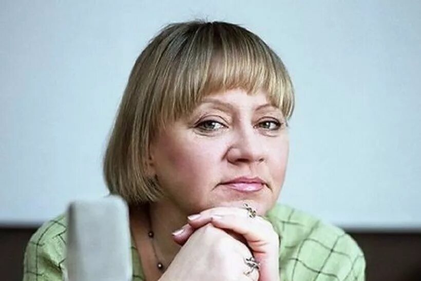 Анна визбор дочь евгении ураловой. Татьяна якушева дочь визбора. Татьяна визбор. Юрий визбор дочь татьяна. Дочь визбора.