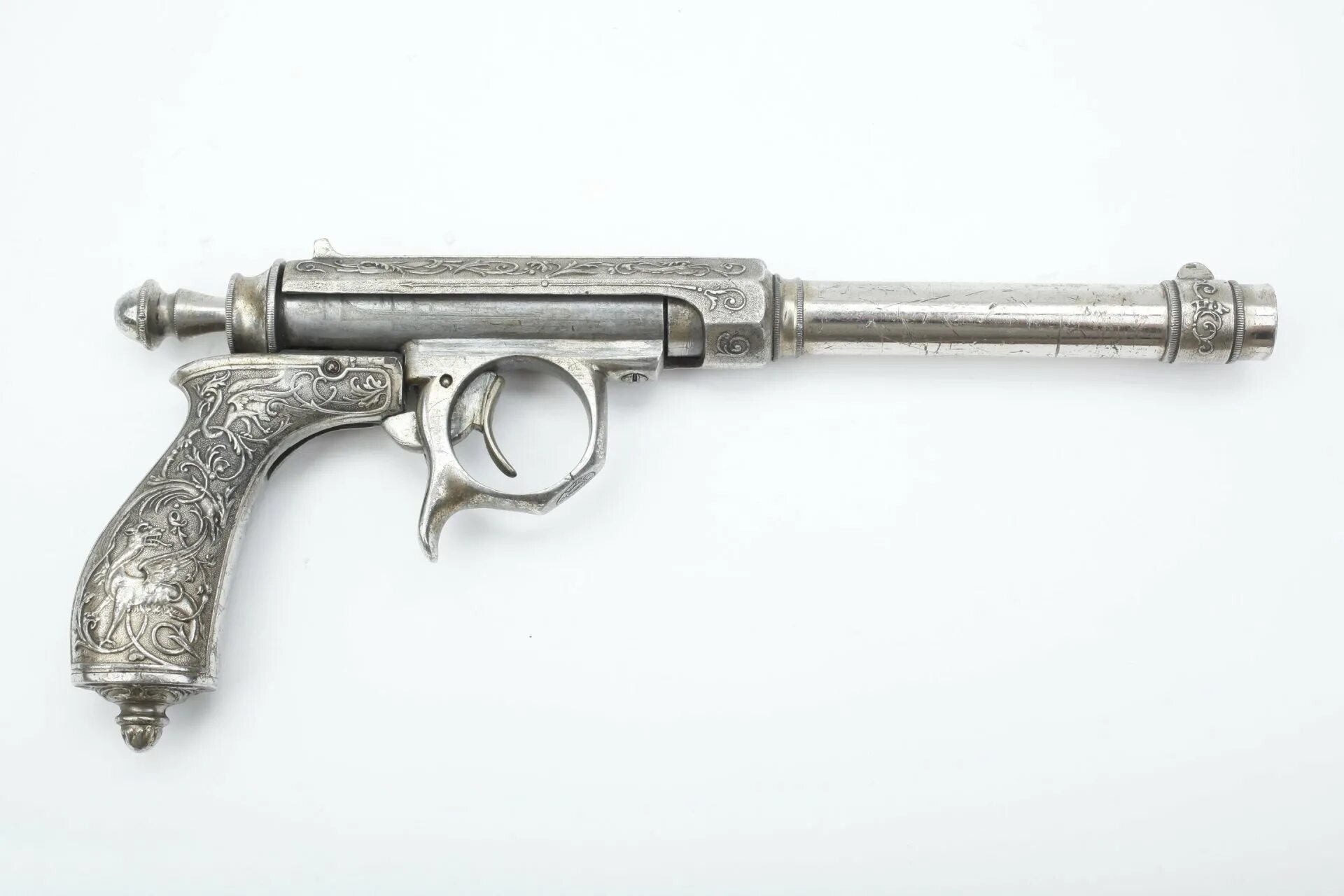 Оружие старины. Револьверы Кольт 20 века. Старинный револьвер. Необычные старинные пистолеты.