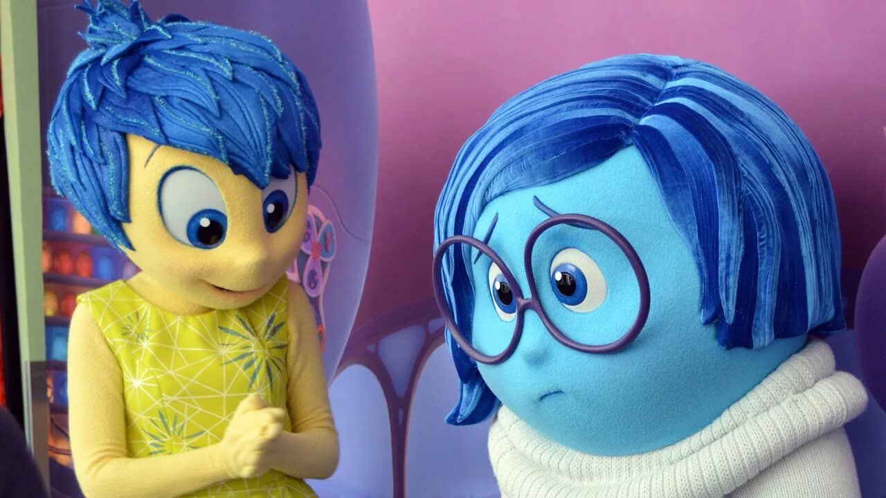 Inside out watch in english with subtitles. Inside out. inside out joy and sadness. joy and fear inside out. joy inside out tracer.