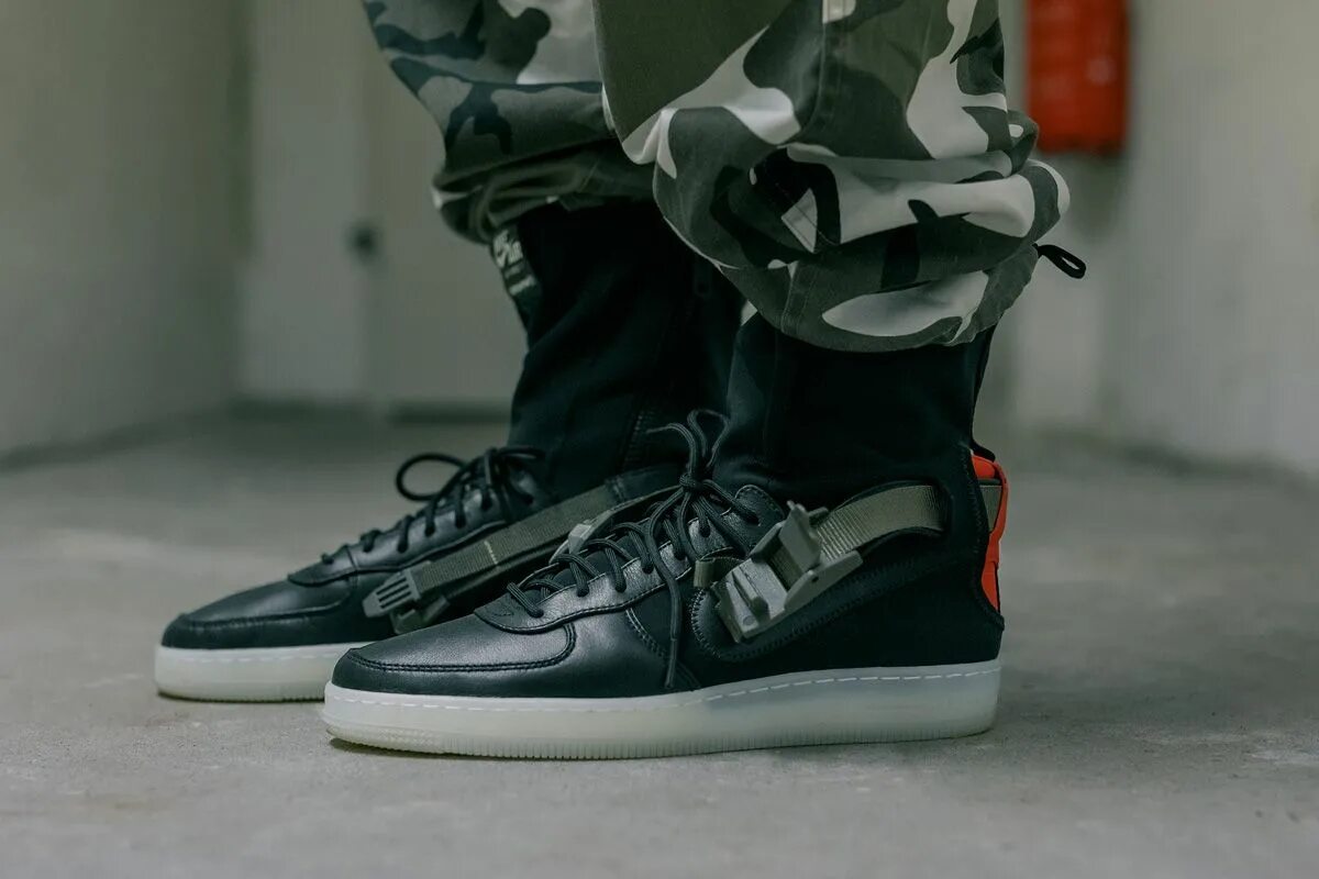 Nike Acronym af1 Downtown. Nike Air Force Acronym. Acronym x NIKELAB Air Force 1 Downtown. Nike Acronym Downtown.