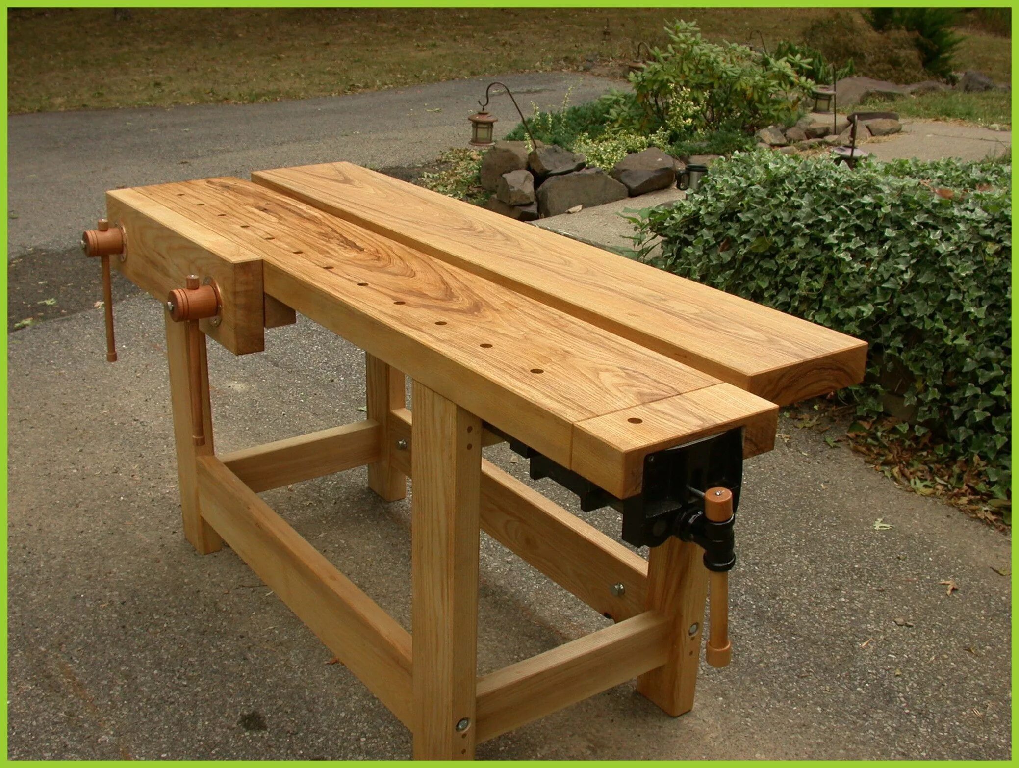 Столярный своими руками. Верстак столярный workbench. верстак столярный из бруса 100на150. tool bench верстак. столярный верстак для дачи.