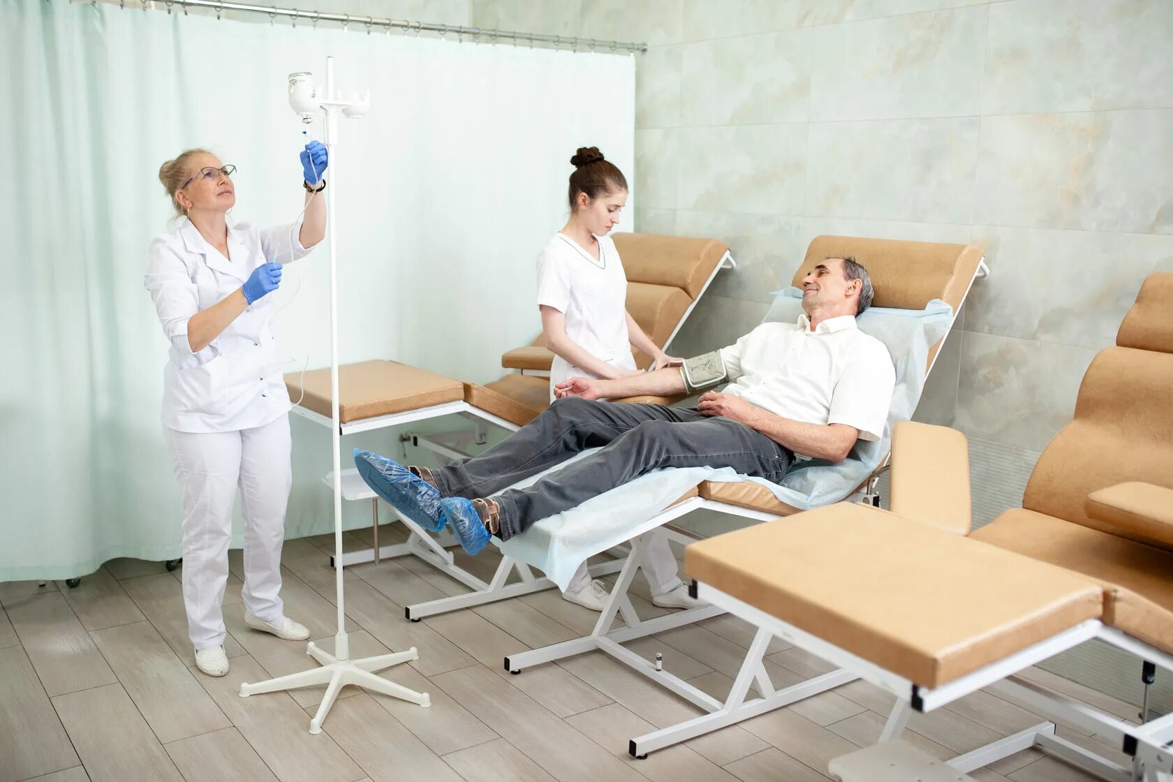 реабилитационный центр после инсульта. реабилитация после инсульта. ортопедическая реабилитация. "реабилитационный центр спасение триумф" "роман викторович". экзарта для детей с дцп.