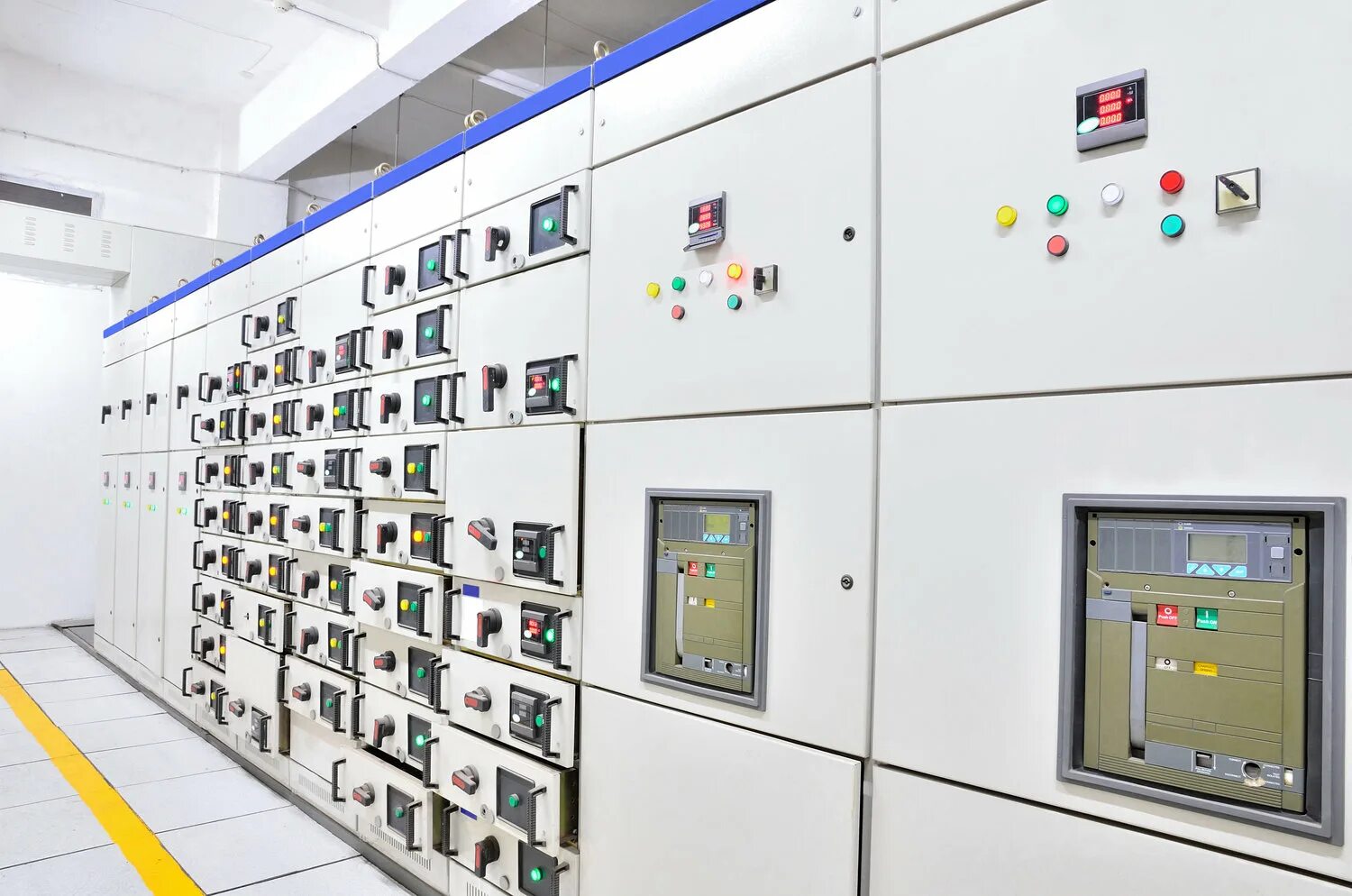 фирмы электрических панелей. фирмы электрических панелей. шкаф управления ip65 18511. Electrical panel. контроллер дельта-1 ап-0523.