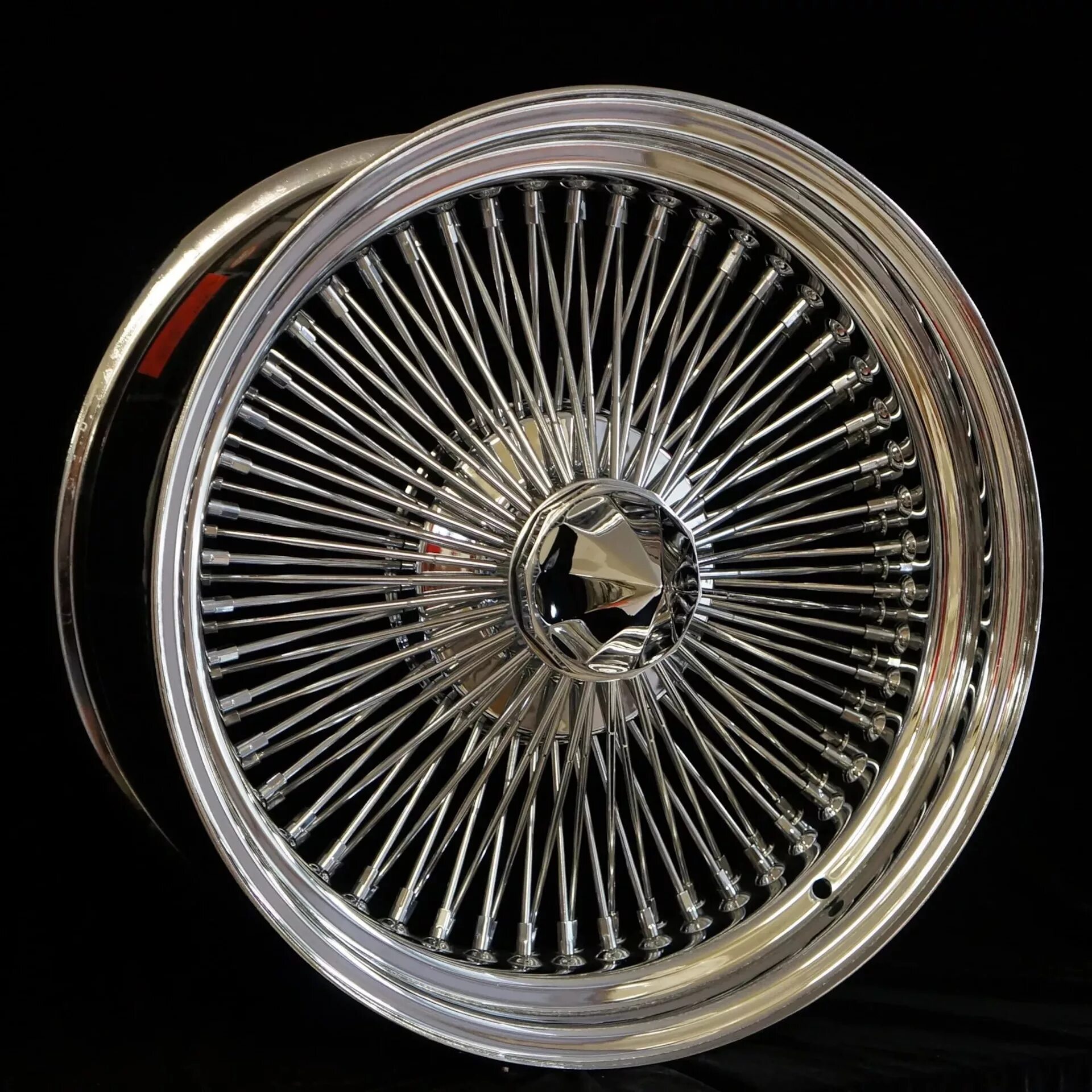 Колеса купить в спб 17. Спицевые диски wire Wheels r 17. Диски спицованные r17. Многоспицевые диски r14. Литые диски r 17 BBS спицевые.