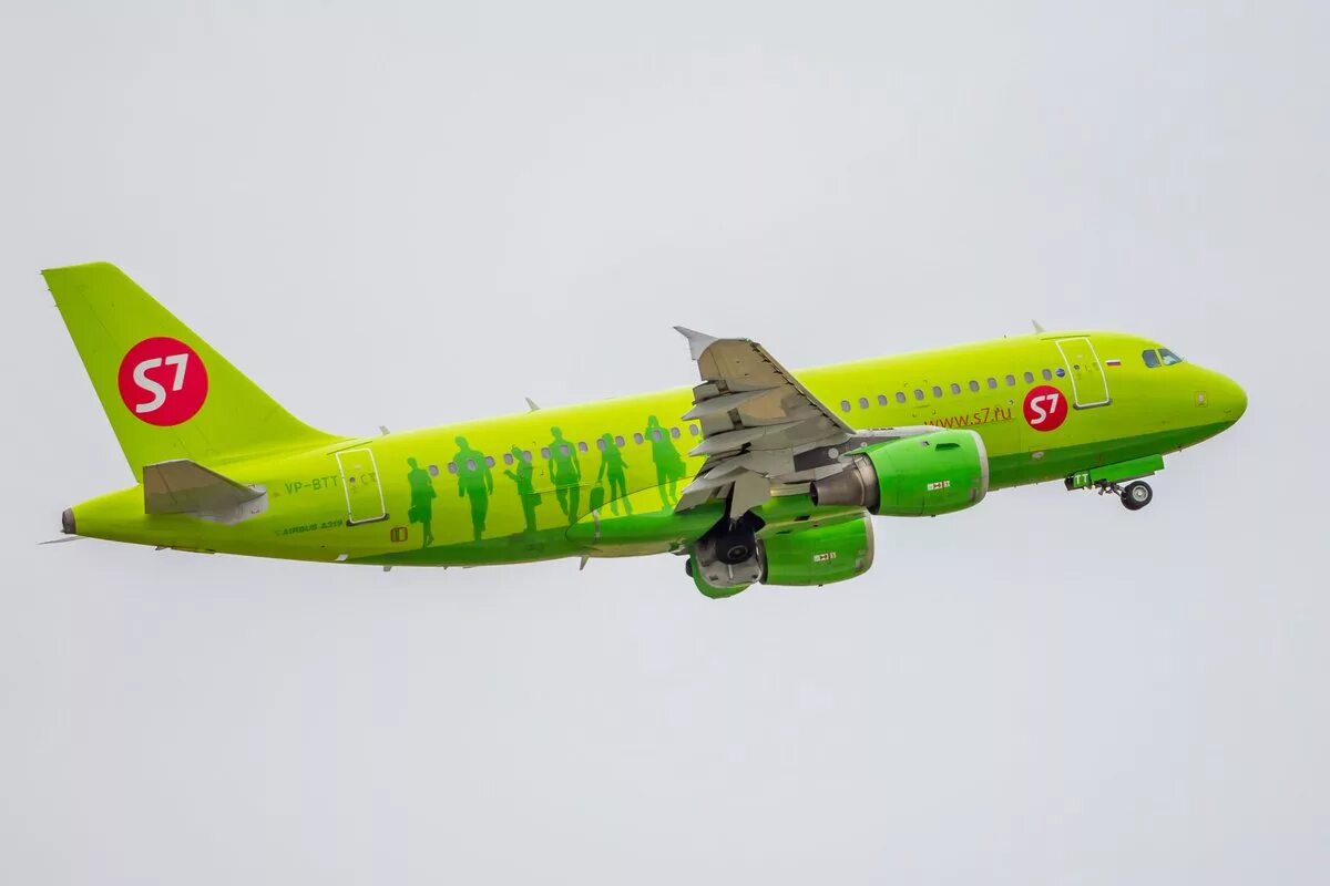 С7 авиабилеты распродажа. Самолёты авиакомпании s7 Airlines. Эссевен s7. Аирлинес s7. АК s7.