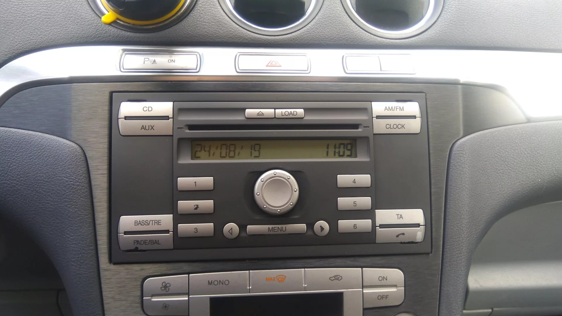 Как снять магнитолу форд s max Замена штатного ГУ на Android Ford S-Max (1G), 2 л, 2013 года автозвук DRIVE2