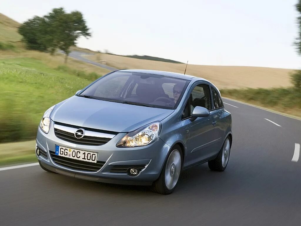 Опель корса d 2007 1. Opel corsa d рестайлинг ii. Машина опель корса 2007. Opel opel corsa 2007 4 дверный. Опель корса д год выпуска.