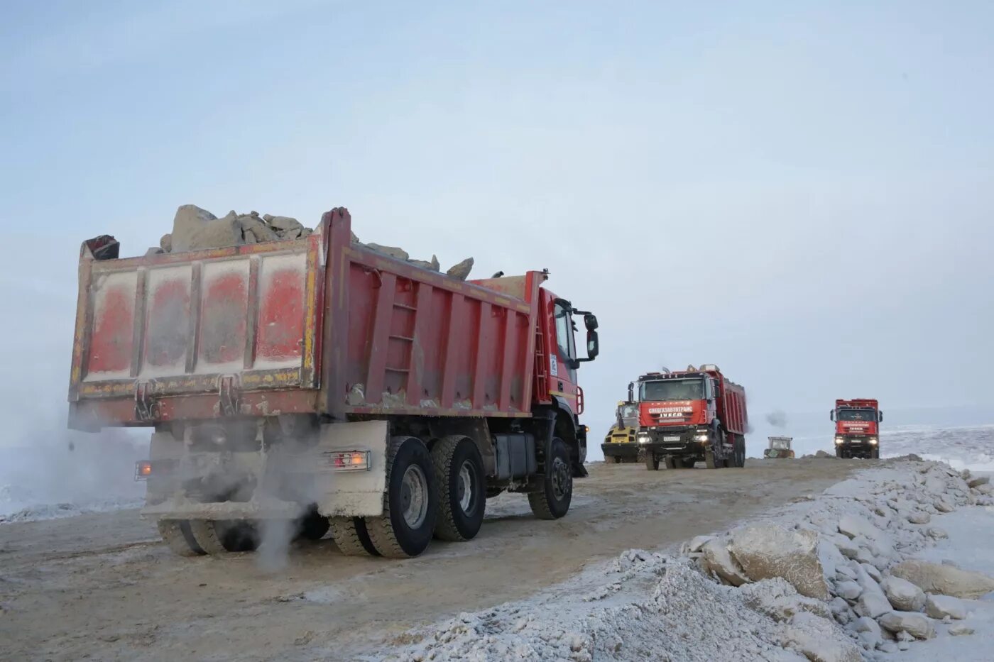 Водитель приморский край самосвала