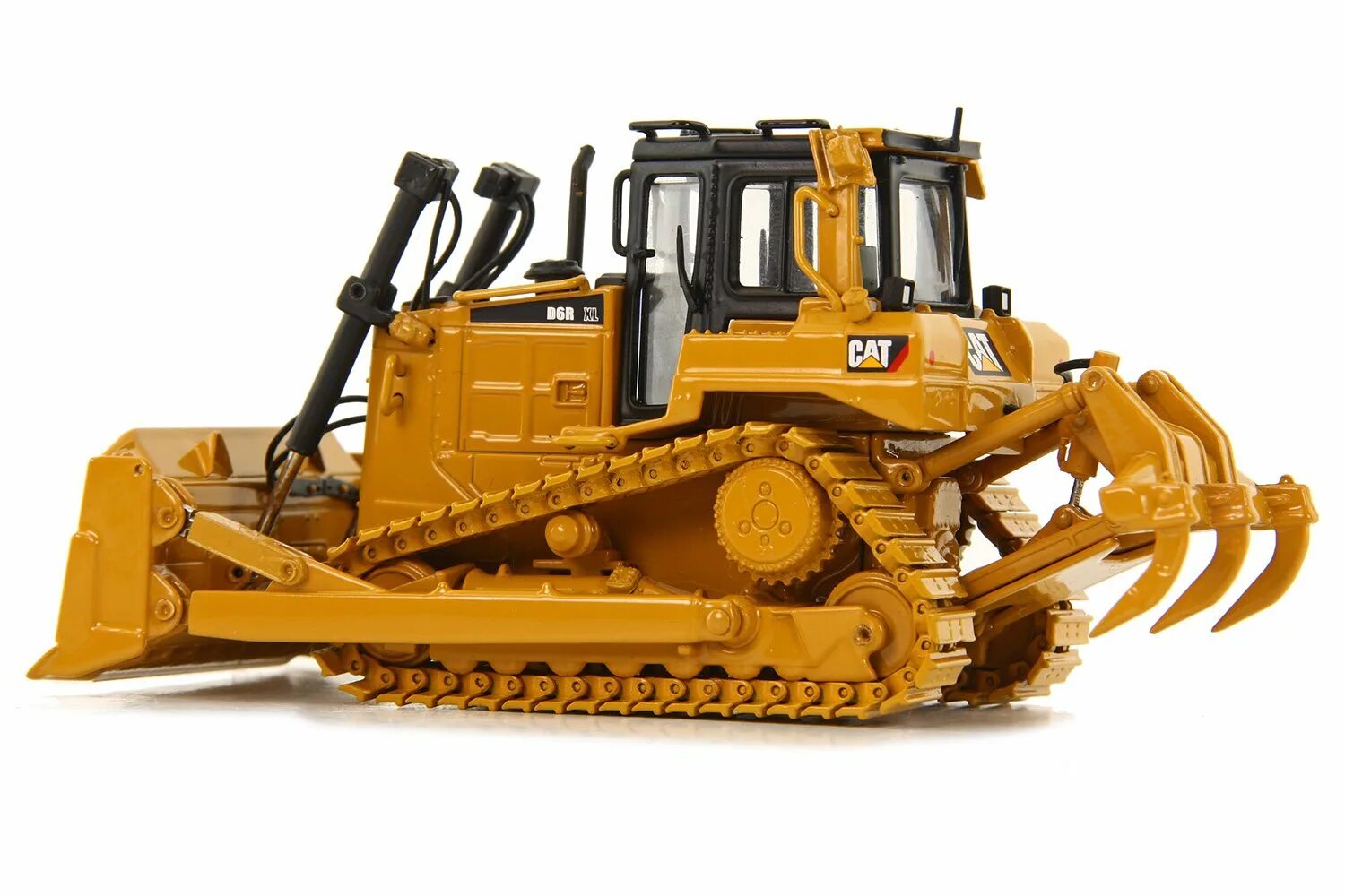 ДЗ-110 бульдозер. ДЗ-8 бульдозер. Бульдозеры с двигателями Caterpillar 112 112. Бульдозер Caterpillar d90 Japan.