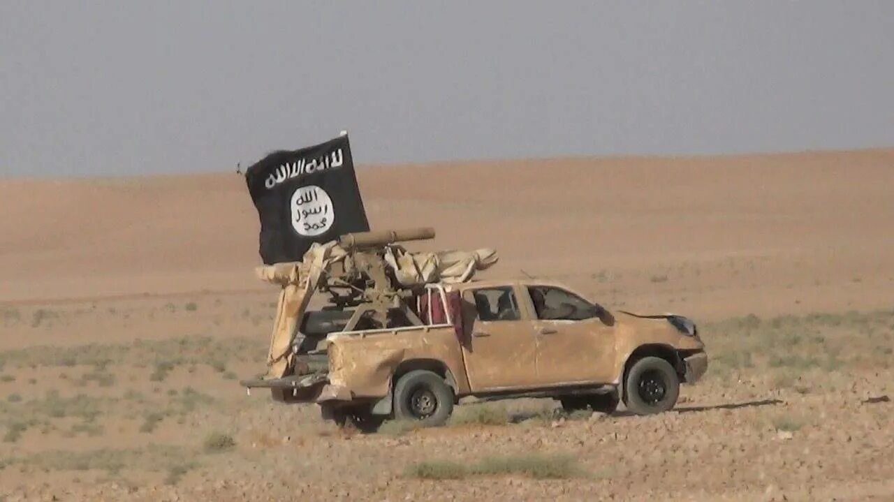 Джихад мобиль. Toyota hilux джихад мобиль. шахид мобиль тойота. джихад мобили в сирии. toyota hilux сирия.