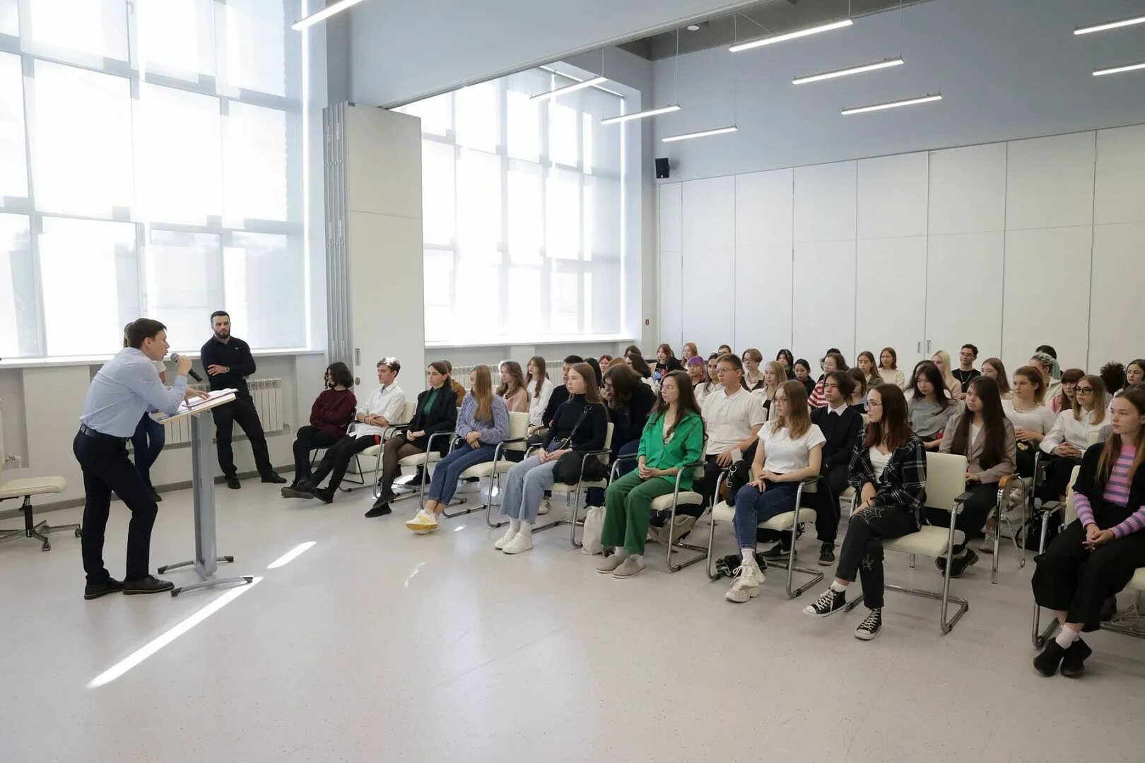 Пары итмо фото. Ано молодые. Щедрый вторник 2022. Ано дружина. Форум без границ.