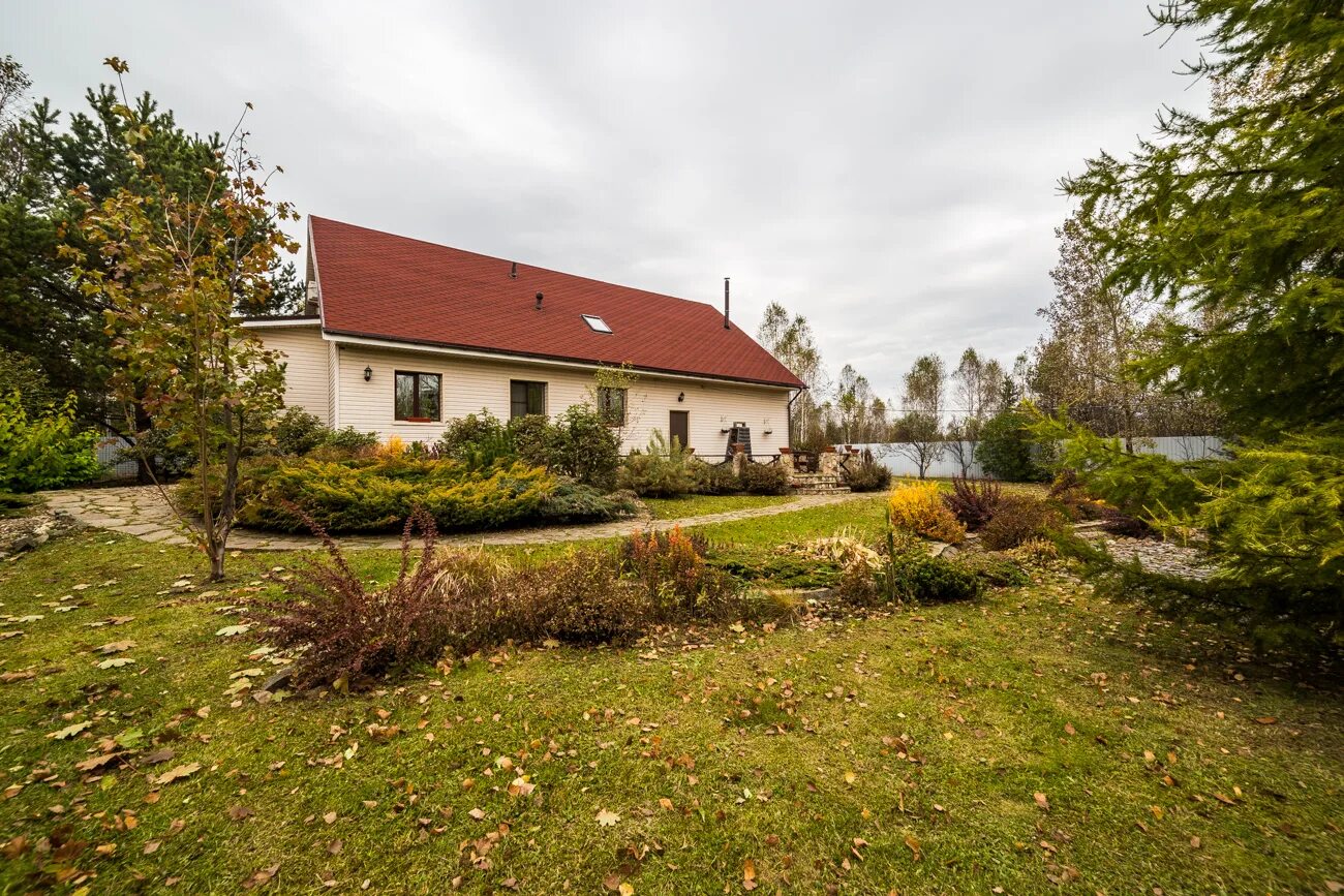 монетный гостиный дом коттедж. кольцевой дом, поселок становая, свердловская область. кемеровская область, г. снять дом в березовском свердловской. посёлок становая свердловской области.