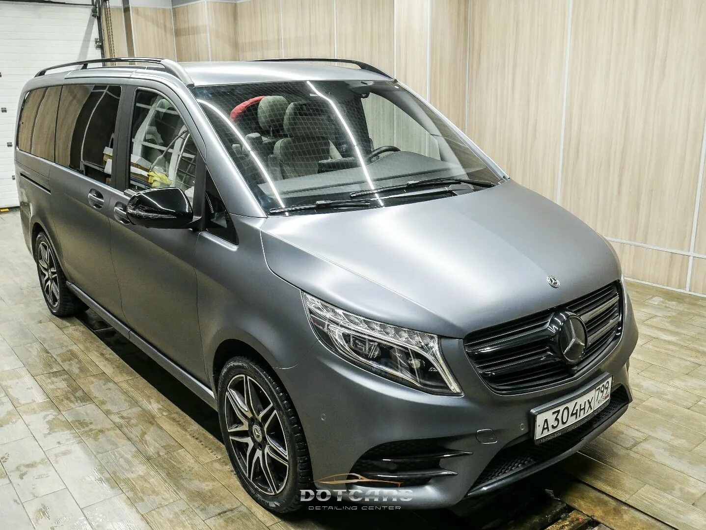Мерседес в класс в калининграде. Mercedes v class. mb v class sprinter 2025. мерседес вито серый. мерседес v class черный матовый.