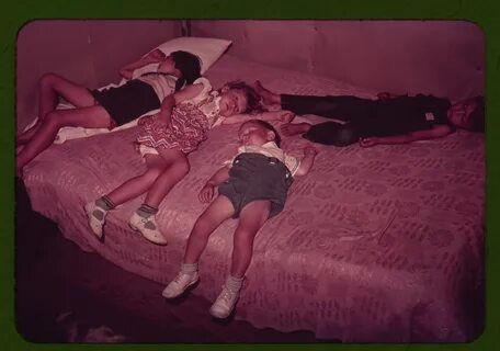 File:Children asleep on bed during square dance, McIntosh County, Okla. LCCN2017