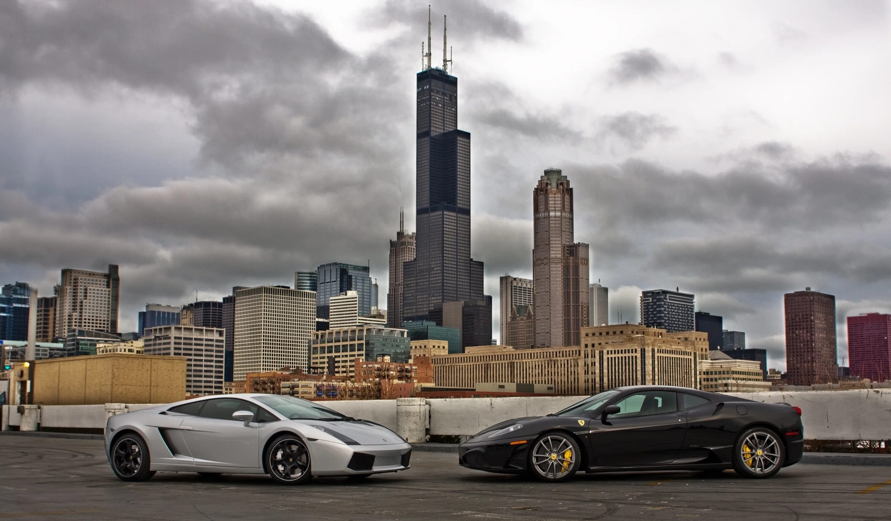 Ламборгини в Нью Йорке. Lamborghini Ferrari Black. Автомобиль и небоскрёбы. Автомобиль на фоне небоскребов. Big city cars