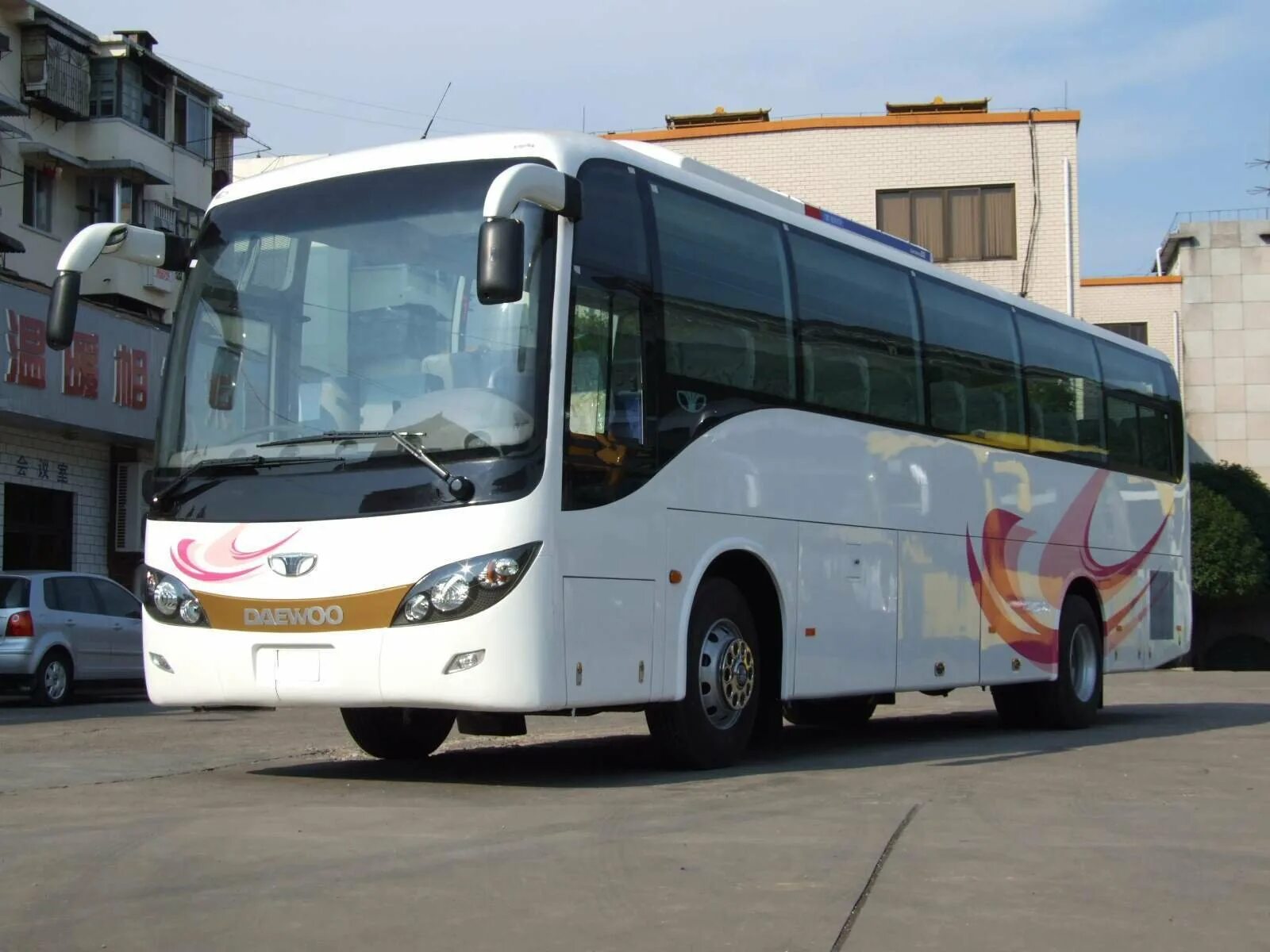 Какие марки автобуса. Daewoo Bus (43). Daewoo Bus 2003. Daewoo King long. Daewoo 90 Bus.