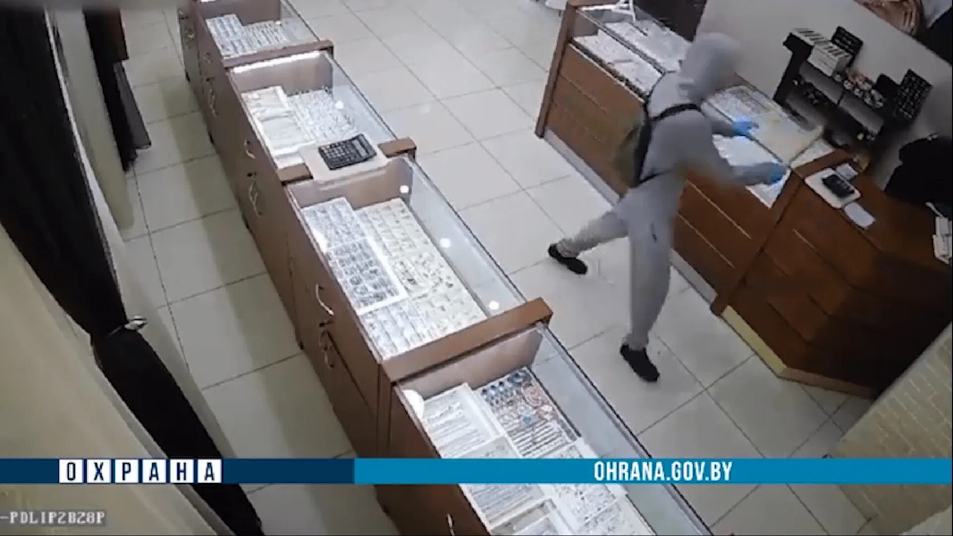 В узловой ограбили. Ограбление ювелирных магазинов фото для презентации. В узловой ограбили. Ограбление ювелирного магазина. В кудрово задержали египтянин.