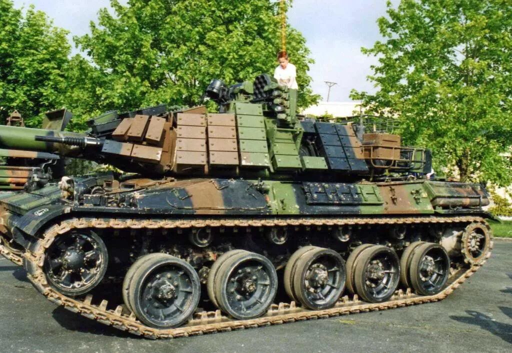 AMX-30b2 Brenus. АМХ 30 b2. AMX 30b. АМХ 30 б2 Бренус. Амх 30 б